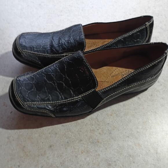 Natural Soul by Naturalizer Black Faux Croc Comfort Loafer Sz 6 Classic Slip On - Picture 8 of 12